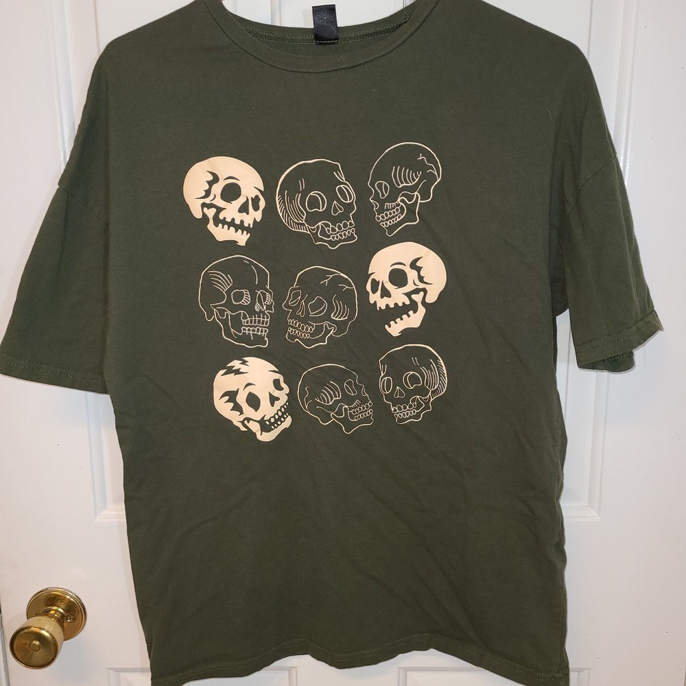 Nine Skulls Tee Skull Graphic Skater Dark Academia Olive Green and Beige Small - Picture 2 of 6